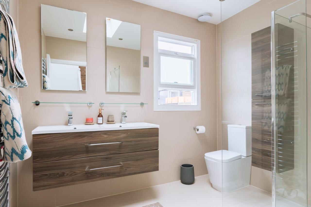 Luxury And Bright Bedrooms In Queens Park London Luaran gambar